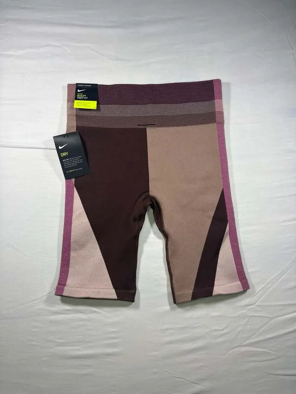 Nike Women's Icon Clash Sculpt Tight Fit Seamless Biker Shorts 8 Inch CJ5091-283